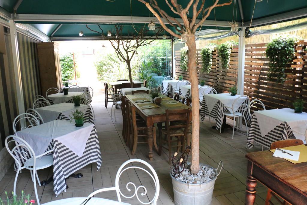 Hotel Bardolino Eksteriør billede